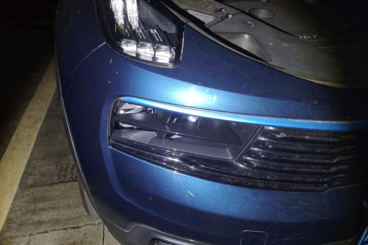 Used Lynk & Co 01 2019 2.0T Two-Wheel Drive Zhaopu Version China V Standard Right Front Headlight