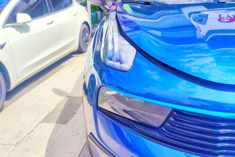 Used Lynk & Co 01 2019 2.0T Two-Wheel Drive Zhaopu Version China VI Standard Right Front Headlight