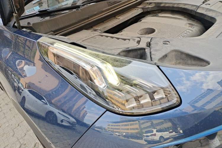 Used Lynk & Co 01 2019 2.0T Two-Wheel Drive Zhaopu Version China VI Standard Right Front Headlight
