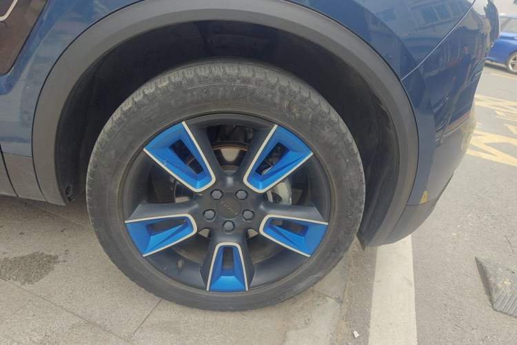 Used Lynk & Co 01 2019 2.0T Two-Wheel Drive Zhaopu Version China VI Standard Right Front Wheel Hub