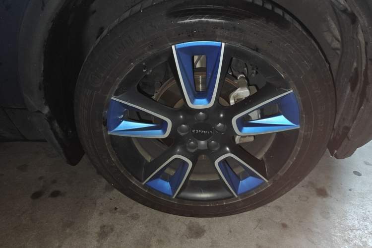 Used Lynk & Co 01 2019 2.0T Two-Wheel Drive Zhaopu Version China VI Standard Right Front Wheel Hub