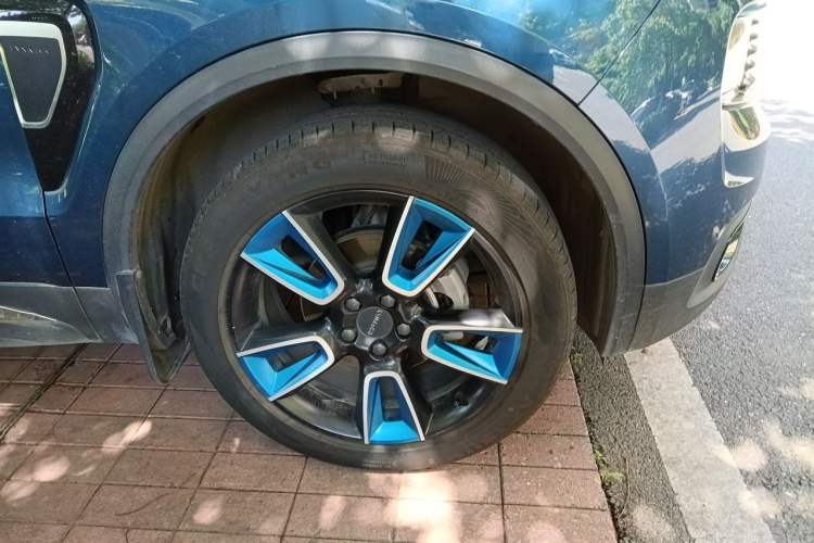 Used Lynk & Co 01 2019 2.0T Two-Wheel Drive Zhaopu Version China V Standard Right Front Wheel Hub
