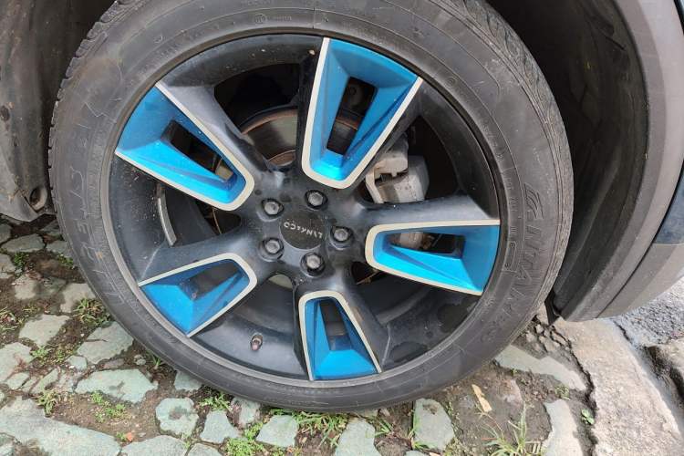 Used Lynk & Co 01 2019 2.0T Two-Wheel Drive Zhaopu Version China V Standard Right Front Wheel Hub