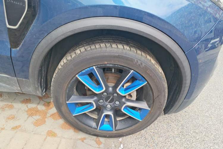 Used Lynk & Co 01 2019 2.0T Two-Wheel Drive Zhaopu Version China VI Standard Right Front Wheel Hub