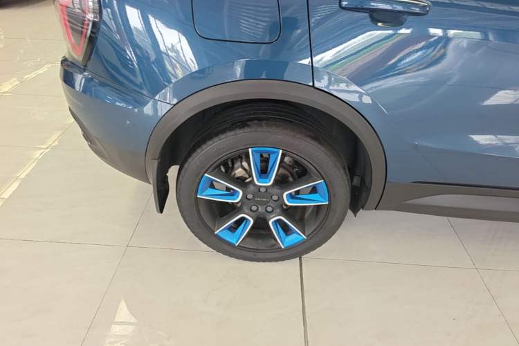 Used Lynk & Co 01 2019 2.0T Two-Wheel Drive Zhaopu Version China VI Standard Right Rear Wheel Hub