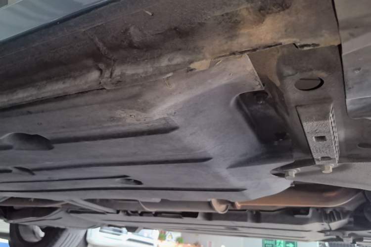 Used Lynk & Co 01 2019 2.0T Two-Wheel Drive Zhaopu Version China V Standard Right Side Sill