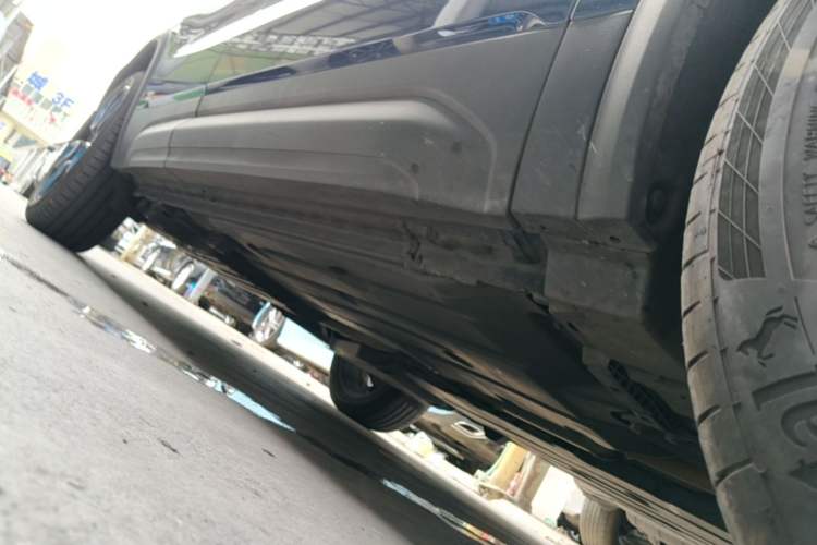 Used Lynk & Co 01 2019 2.0T Two-Wheel Drive Zhaopu Version China VI Standard Right Side Sill