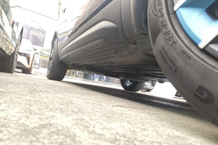 Used Lynk & Co 01 2019 2.0T Two-Wheel Drive Zhaopu Version China V Standard Right Side Sill