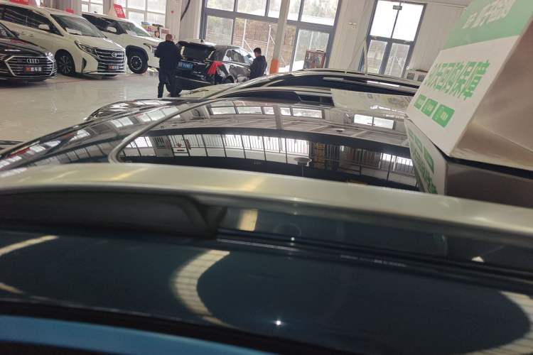 Used Lynk & Co 01 2019 2.0T Two-Wheel Drive Zhaopu Version China VI Standard Roof