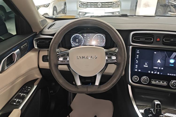 Used Lynk & Co 01 2019 2.0T Two-Wheel Drive Zhaopu Version China VI Standard Steering Wheel