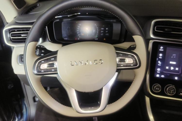 Used Lynk & Co 01 2019 2.0T Two-Wheel Drive Zhaopu Version China VI Standard Steering Wheel