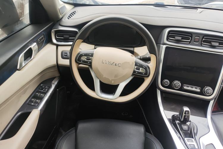 Used Lynk & Co 01 2019 2.0T Two-Wheel Drive Zhaopu Version China VI Standard Steering Wheel