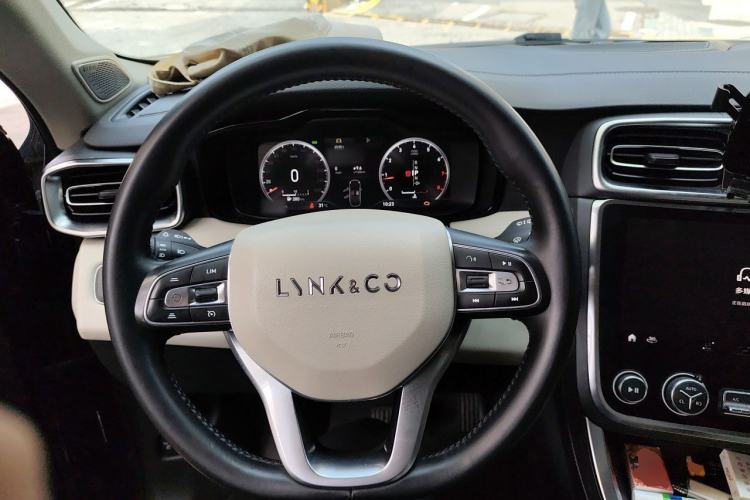 Used Lynk & Co 01 2019 2.0T Two-Wheel Drive Zhaopu Version China V Standard Steering Wheel