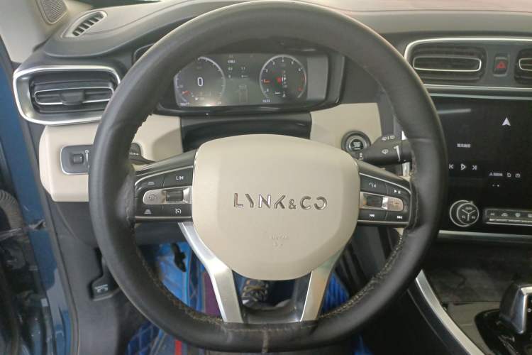 Used Lynk & Co 01 2019 2.0T Two-Wheel Drive Zhaopu Version China VI Standard Steering Wheel