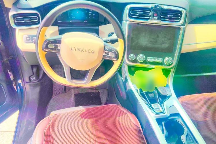 Used Lynk & Co 01 2019 2.0T Two-Wheel Drive Zhaopu Version China VI Standard Steering Wheel