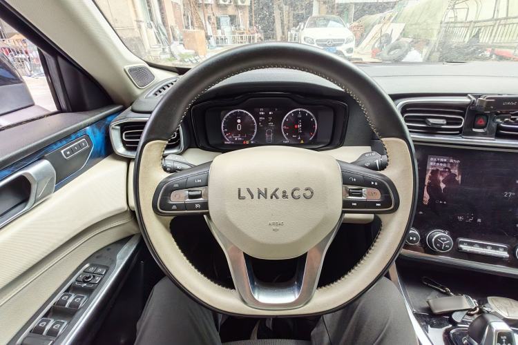 Used Lynk & Co 01 2019 2.0T Two-Wheel Drive Zhaopu Version China VI Standard Steering Wheel