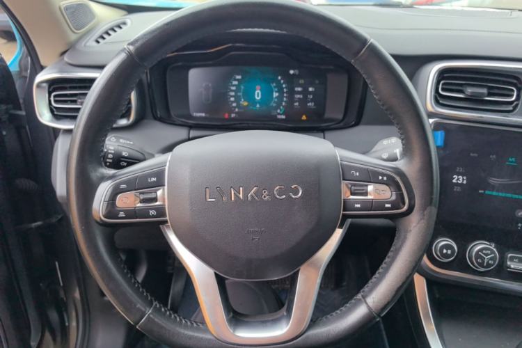 Used Lynk & Co 01 2019 2.0T Two-Wheel Drive Zhaopu Version China VI Standard Steering Wheel