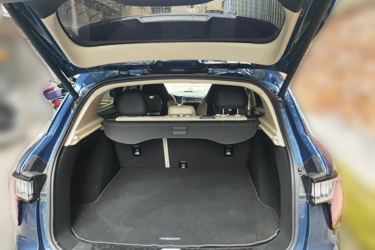 Used Lynk & Co 01 2019 2.0T Two-Wheel Drive Zhaopu Version China VI Standard Trunk