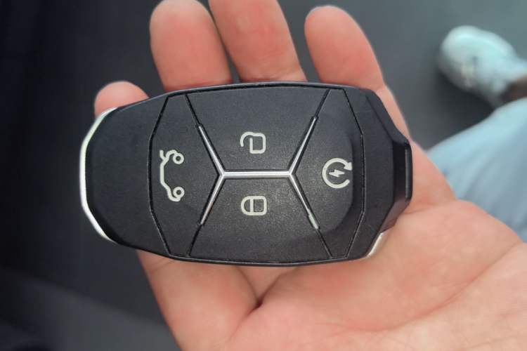 Used Lynk & Co 01 2019 2.0T Two-Wheel Drive Zhaopu Version China V Standard Vehicle Key