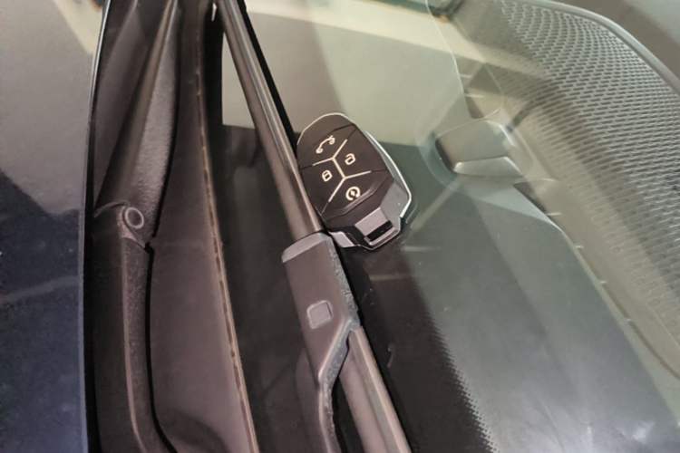 Used Lynk & Co 01 2019 2.0T Two-Wheel Drive Zhaopu Version China VI Standard Vehicle Key