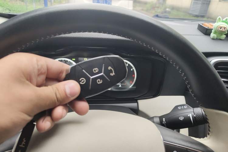 Used Lynk & Co 01 2019 2.0T Two-Wheel Drive Zhaopu Version China V Standard Vehicle Key