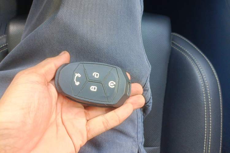 Used Lynk & Co 01 2019 2.0T Two-Wheel-Drive Pro Version China VI Standard Vehicle Key