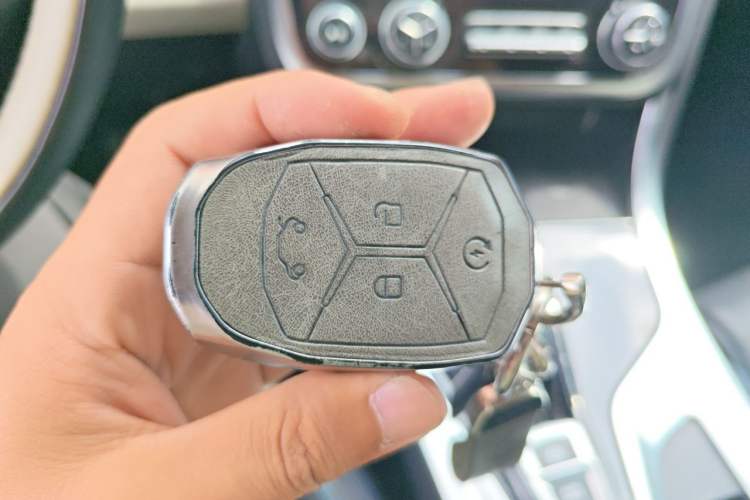 Used Lynk & Co 01 2019 2.0T Two-Wheel Drive Zhaopu Version China VI Standard Vehicle Key