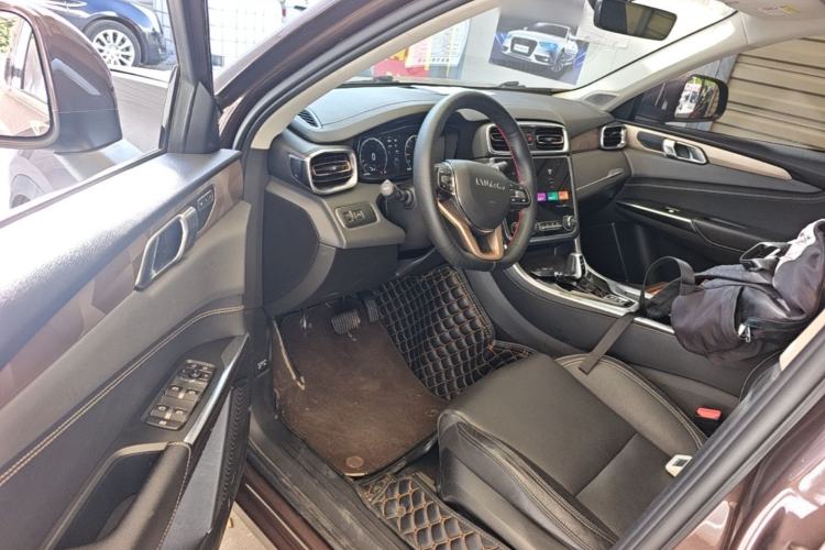 Used Lynk & Co 01 2019 2.0T Two-Wheel-Drive Pro Version China V Standard Driver Seat