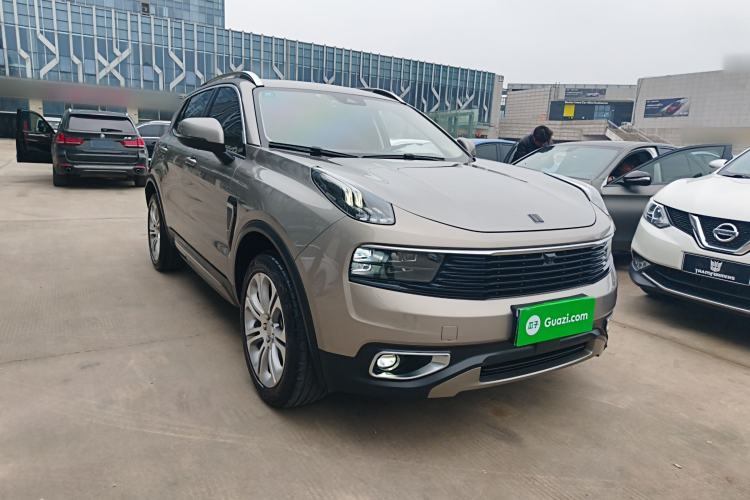 Used Lynk & Co 01 2019 2.0T Two-Wheel-Drive Pro Version China VI Standard Exterior 1