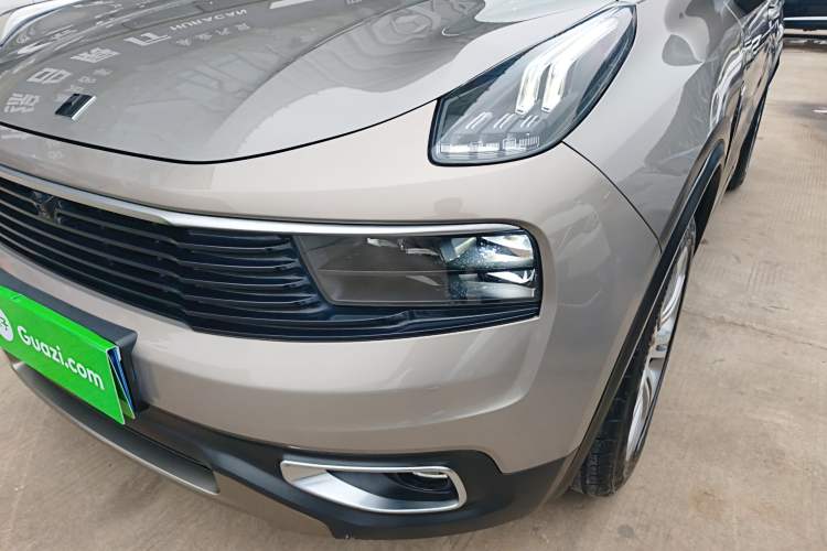 Used Lynk & Co 01 2019 2.0T Two-Wheel-Drive Pro Version China VI Standard Left Front Headlight