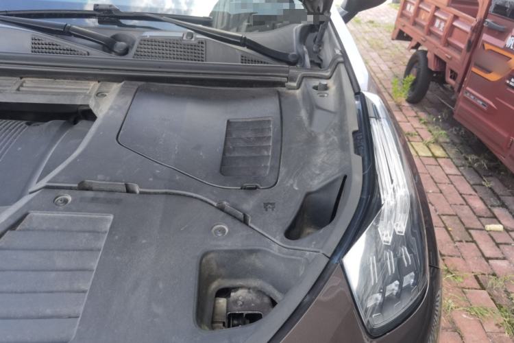 Used Lynk & Co 01 2019 2.0T Two-Wheel-Drive Version China V Standard Engine Bay Left