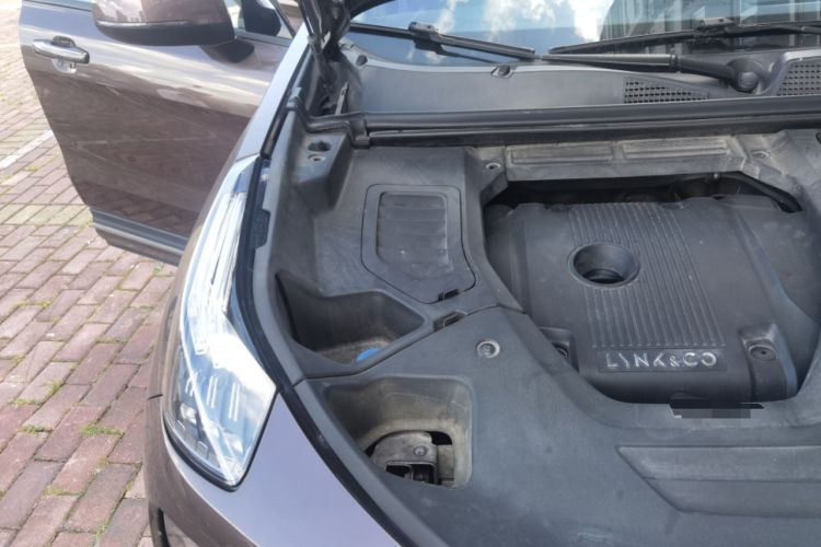 Used Lynk & Co 01 2019 2.0T Two-Wheel-Drive Version China V Standard Engine Bay Right