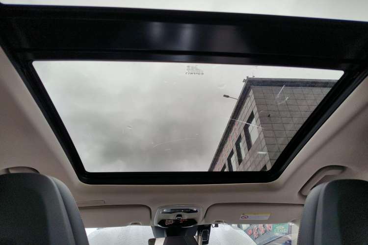 Used Lynk & Co 01 2019 2.0T Two-Wheel-Drive Pro Version China VI Standard Headliner