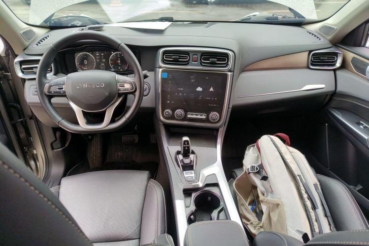Used Lynk & Co 01 2019 2.0T Two-Wheel-Drive Pro Version China VI Standard Interior 2
