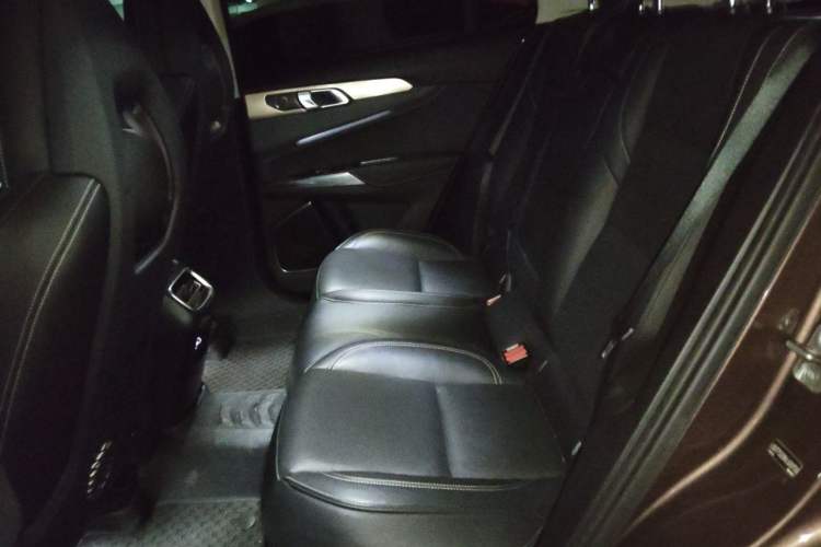 Used Lynk & Co 01 2019 2.0T Two-Wheel-Drive Pro Version China V Standard Left Rear Seat