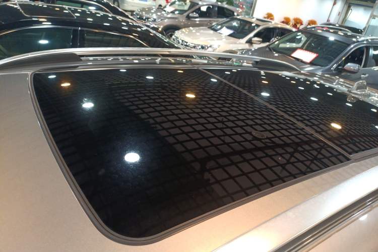 Used Lynk & Co 01 2019 2.0T Two-Wheel-Drive Pro Version China VI Standard Roof