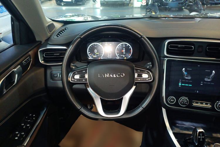 Used Lynk & Co 01 2019 2.0T Two-Wheel-Drive Pro Version China VI Standard Steering Wheel