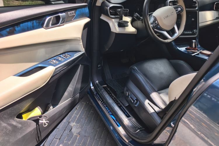 Used Lynk & Co 01 2019 2.0T Two-Wheel Drive Zhaopu Version China VI Standard Driver Seat