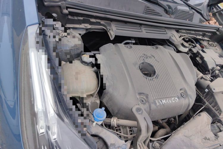 Used Lynk & Co 01 2019 2.0T Two-Wheel Drive Zhaopu Version China VI Standard Engine Bay Right