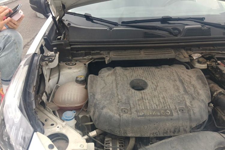 Used Lynk & Co 01 2019 2.0T Two-Wheel-Drive Pro Version China V Standard Engine Bay Right