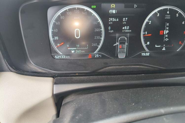 Used Lynk & Co 01 2019 2.0T Two-Wheel Drive Zhaopu Version China V Standard Odometer Close Up