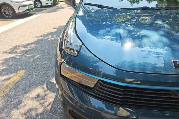Used Lynk & Co 01 2019 2.0T Two-Wheel Drive Zhaopu Version China V Standard Right Front Headlight