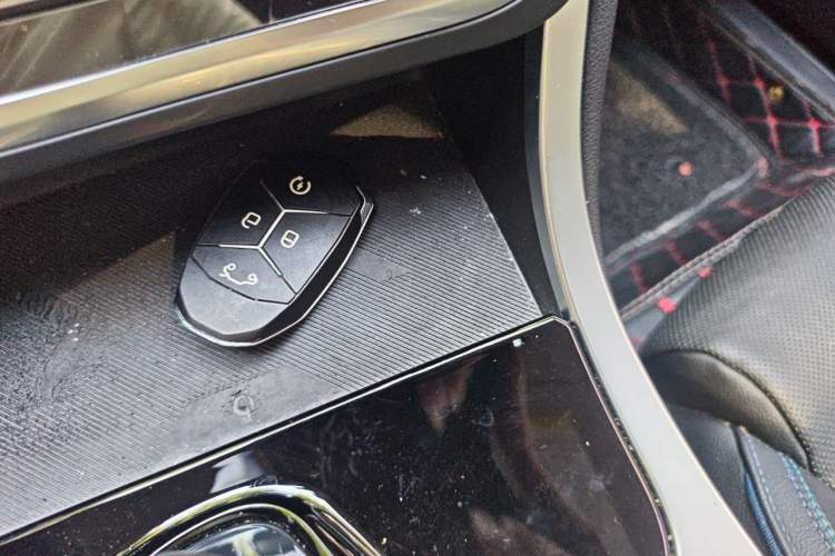 Used Lynk & Co 01 2019 2.0T Two-Wheel Drive Zhaopu Version China V Standard Vehicle Key