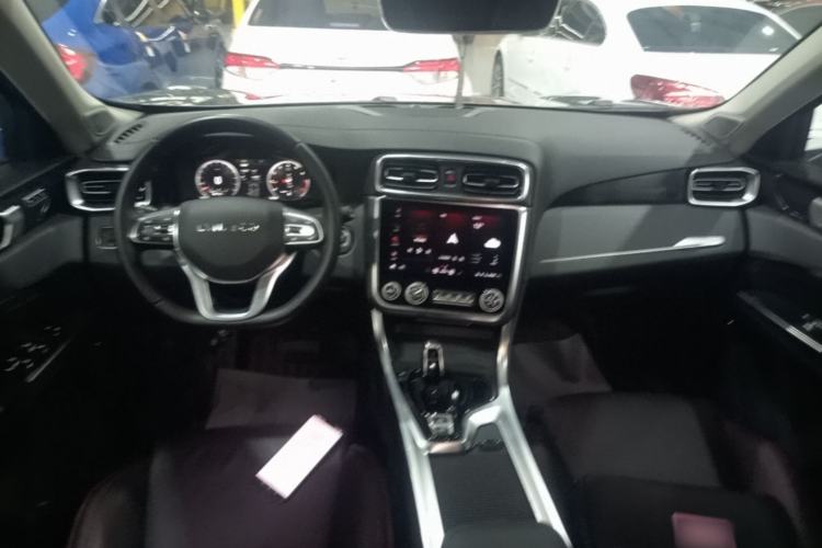 Used Lynk & Co 01 2019 2.0T Two-Wheel Drive Zhaopu Version China VI Standard Center Console
