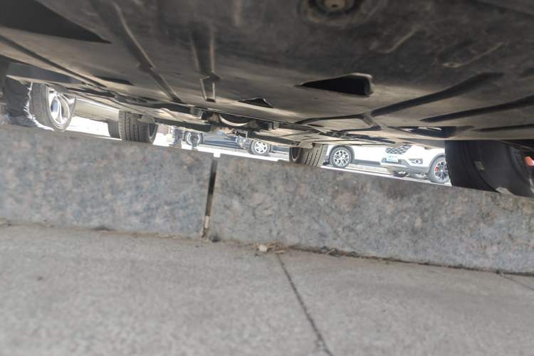Used Lynk & Co 01 2019 2.0T Two-Wheel Drive Zhaopu Version China VI Standard Chassis Front