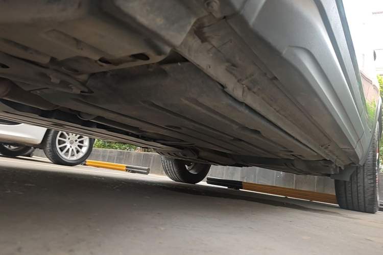 Used Lynk & Co 01 2019 2.0T Two-Wheel Drive Zhaopu Version China VI Standard Chassis Front Left