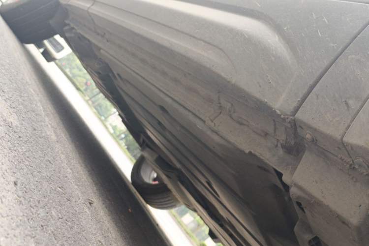 Used Lynk & Co 01 2019 2.0T Two-Wheel Drive Zhaopu Version China VI Standard Chassis Front Right