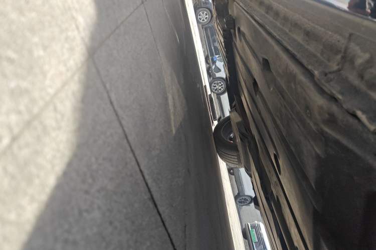 Used Lynk & Co 01 2019 2.0T Two-Wheel Drive Zhaopu Version China VI Standard Chassis Front Right