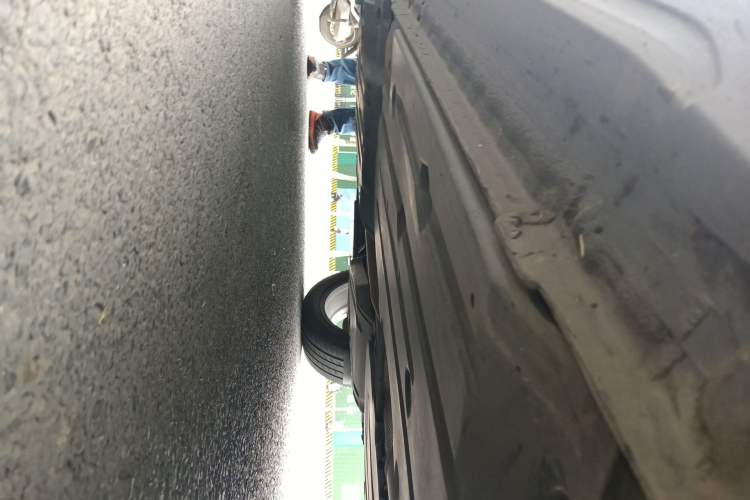 Used Lynk & Co 01 2019 2.0T Two-Wheel Drive Zhaopu Version China VI Standard Chassis Front Right