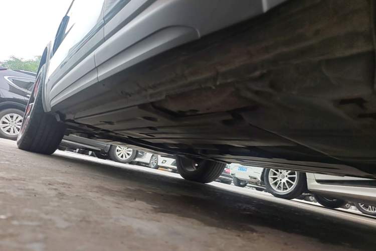 Used Lynk & Co 01 2019 2.0T Two-Wheel Drive Zhaopu Version China VI Standard Chassis Rear Left